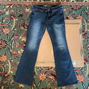 American Eagle bell bottoms flare jeans